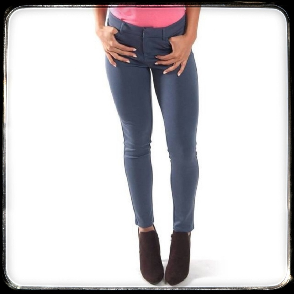 Tailored Crop Pants